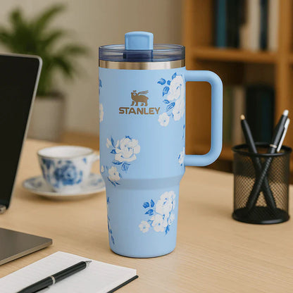 Stanley Quencher H2.0 FlowState Tumbler – 40oz / 1.18L Sky Blue Floral, Vacuum Insulated Stainless Steel with Handle & Straw